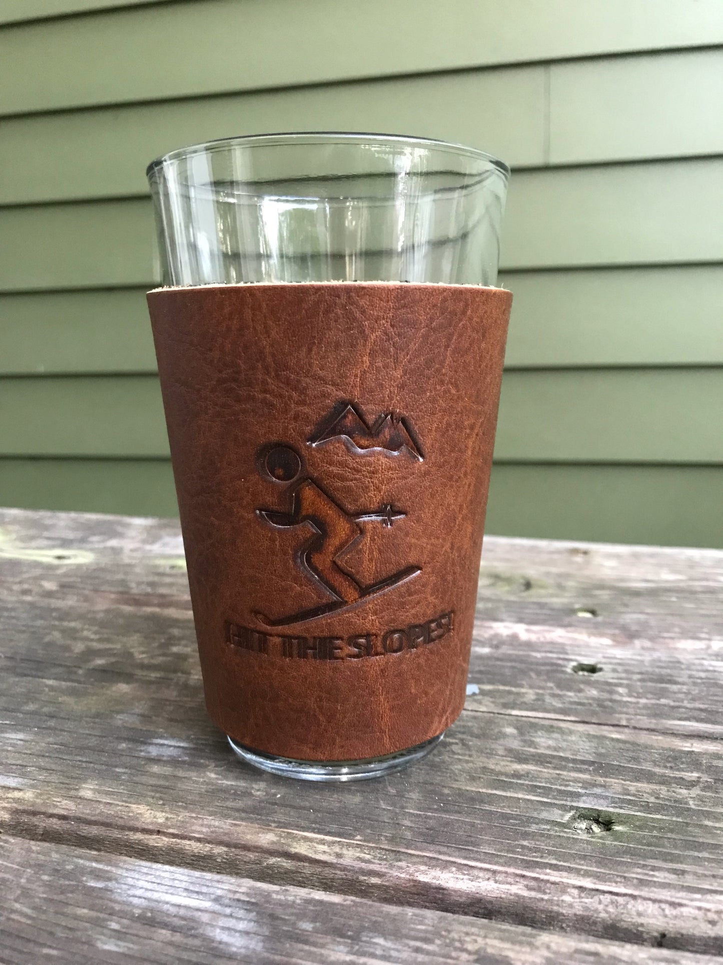 Beer Glass - Skiing